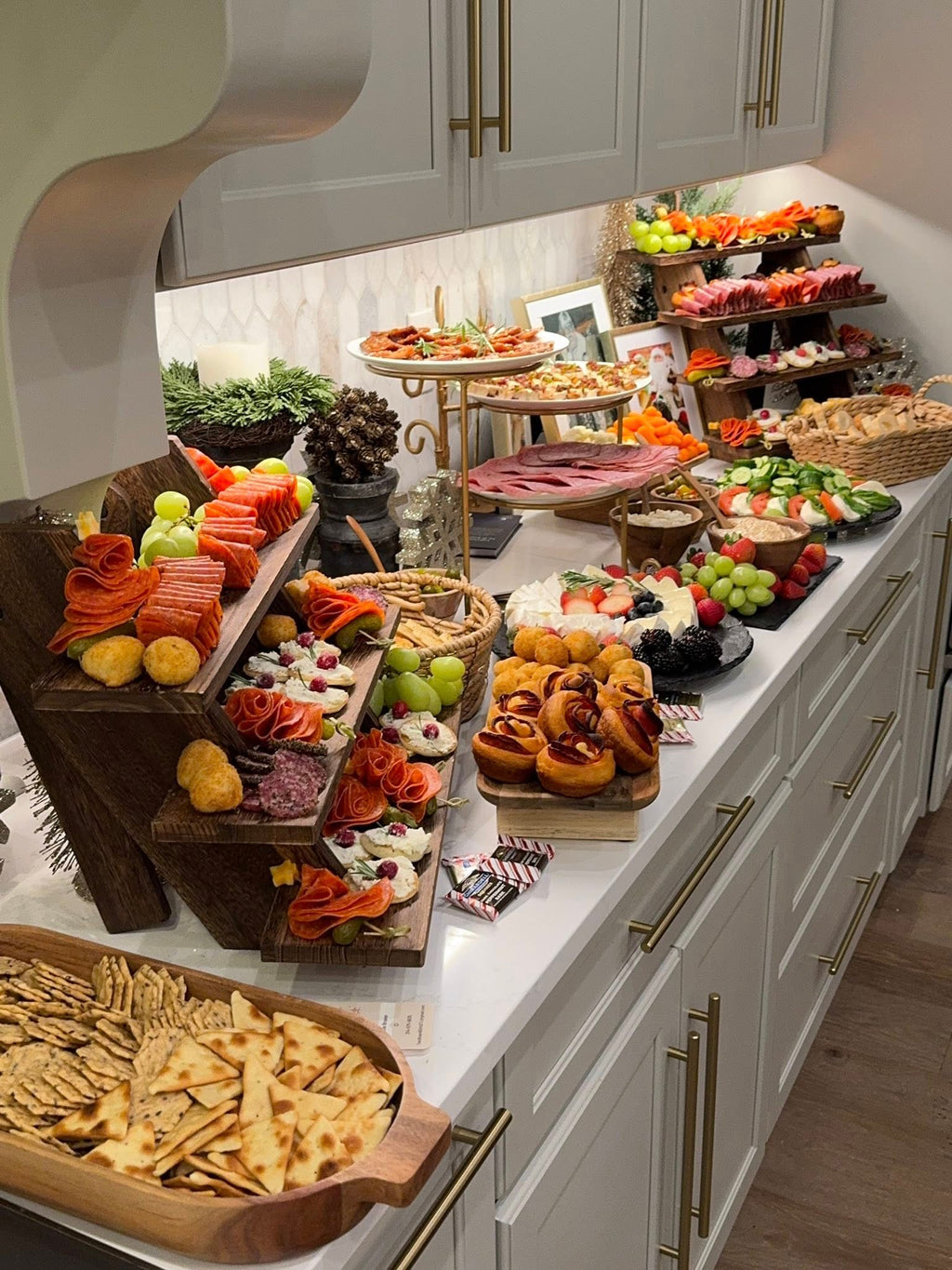 Multi-Dimensional Grazing Table