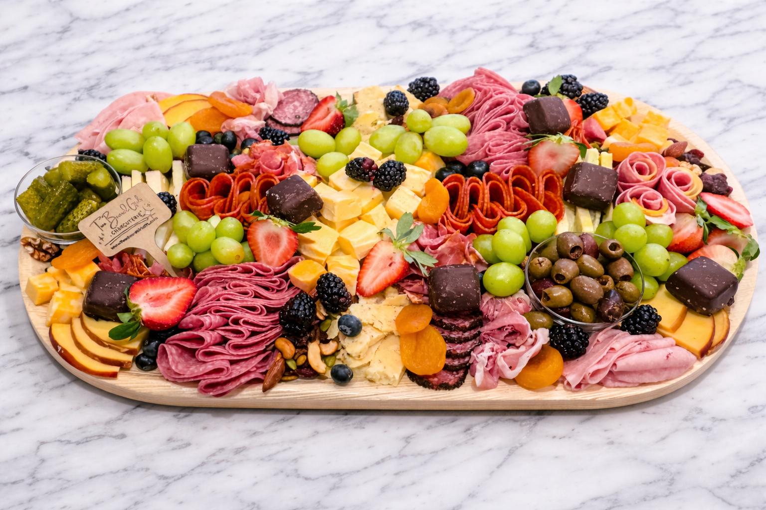 Classic Charcuterie Board Medium
